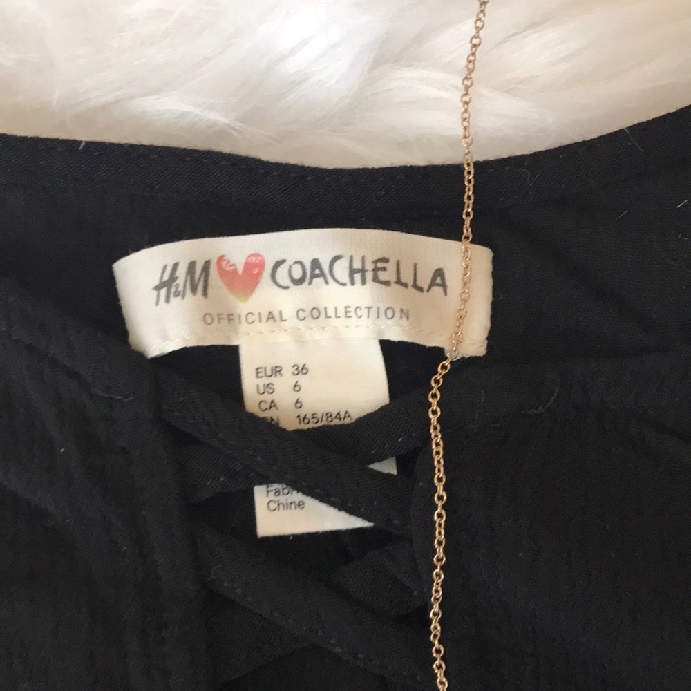Black crop top - Picture 3 of 5